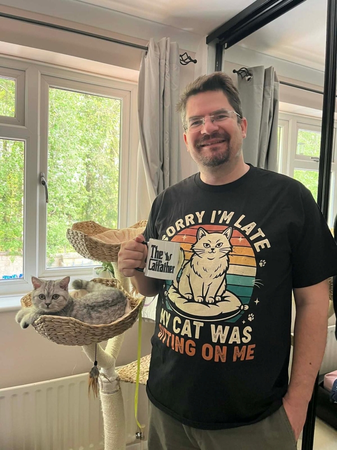 Cat owner Mick's testimonial CatMax Sussex